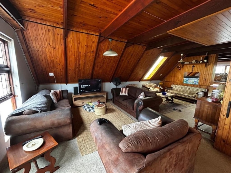 3 Bedroom Property for Sale in Stilbaai Wes Western Cape